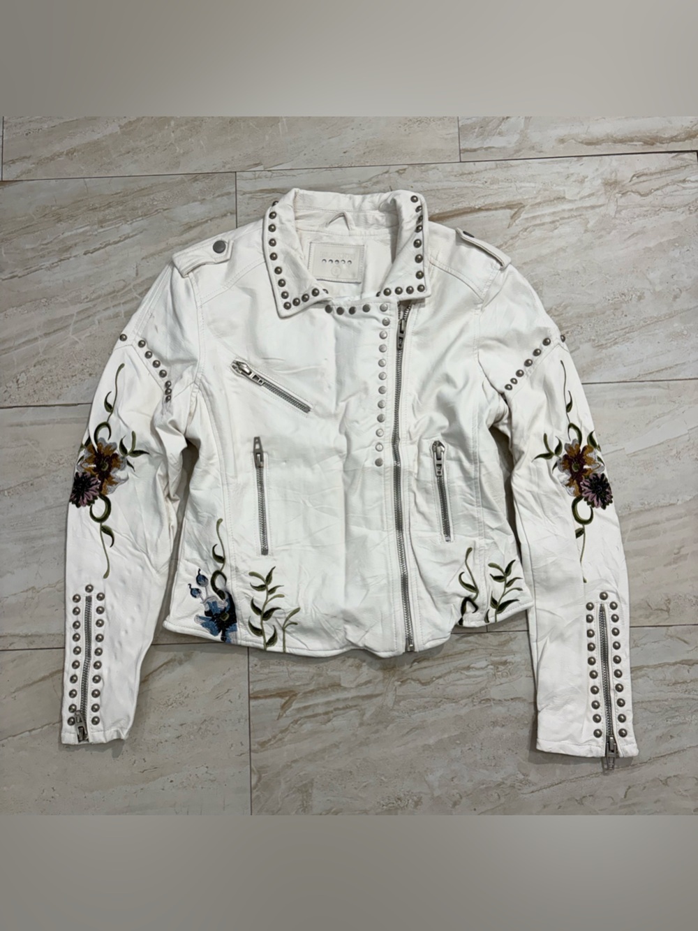 BLANKNYC Women's S White Studded Floral Embroidered Moto Jacket